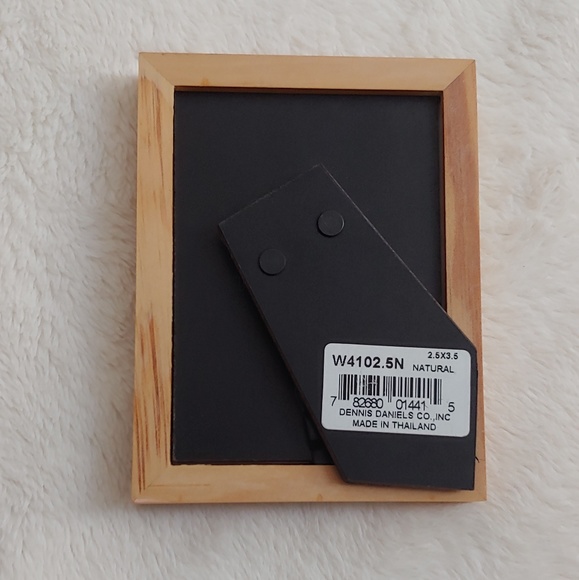 NWT The Daniels Collection frame 2 1/2 x 3 1/2 - Picture 4 of 6